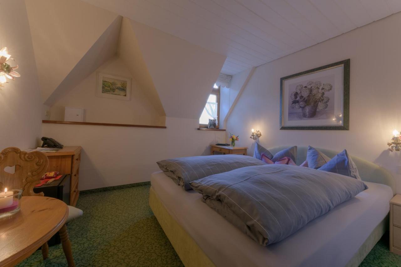 Hotel "Malerwinkel" Gmbh ゼーオン・ゼーブルック エクステリア 写真